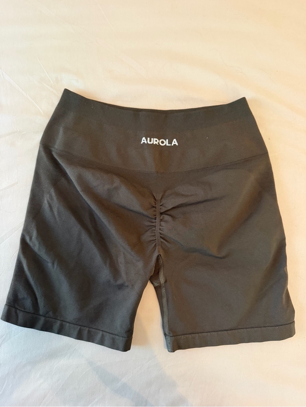 Aurola Workout Shorts - Army Green